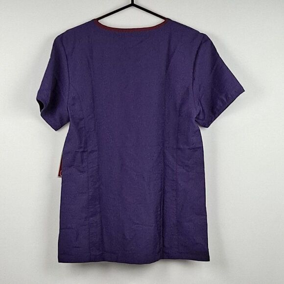 Crest Scrubs Top NWT - Picture 11 of 11